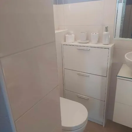Апартаменты Holiday Apartment
